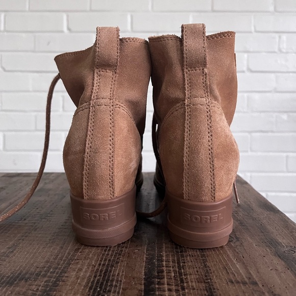 Sorel Evie’s Waterproof Suede Lace-up Boots in Camel, SZ 8, VGUC - Picture 5 of 8